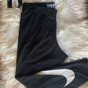 Nike leggings